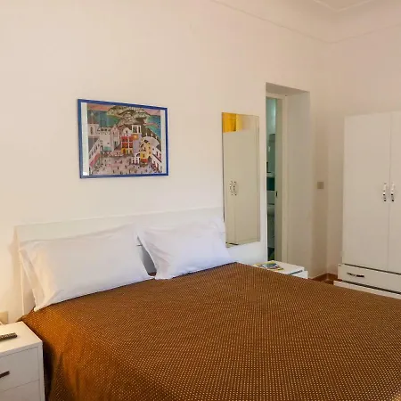 بيت ضيافة Don Raffae كابري