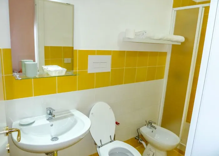 招待所 Don Raffae